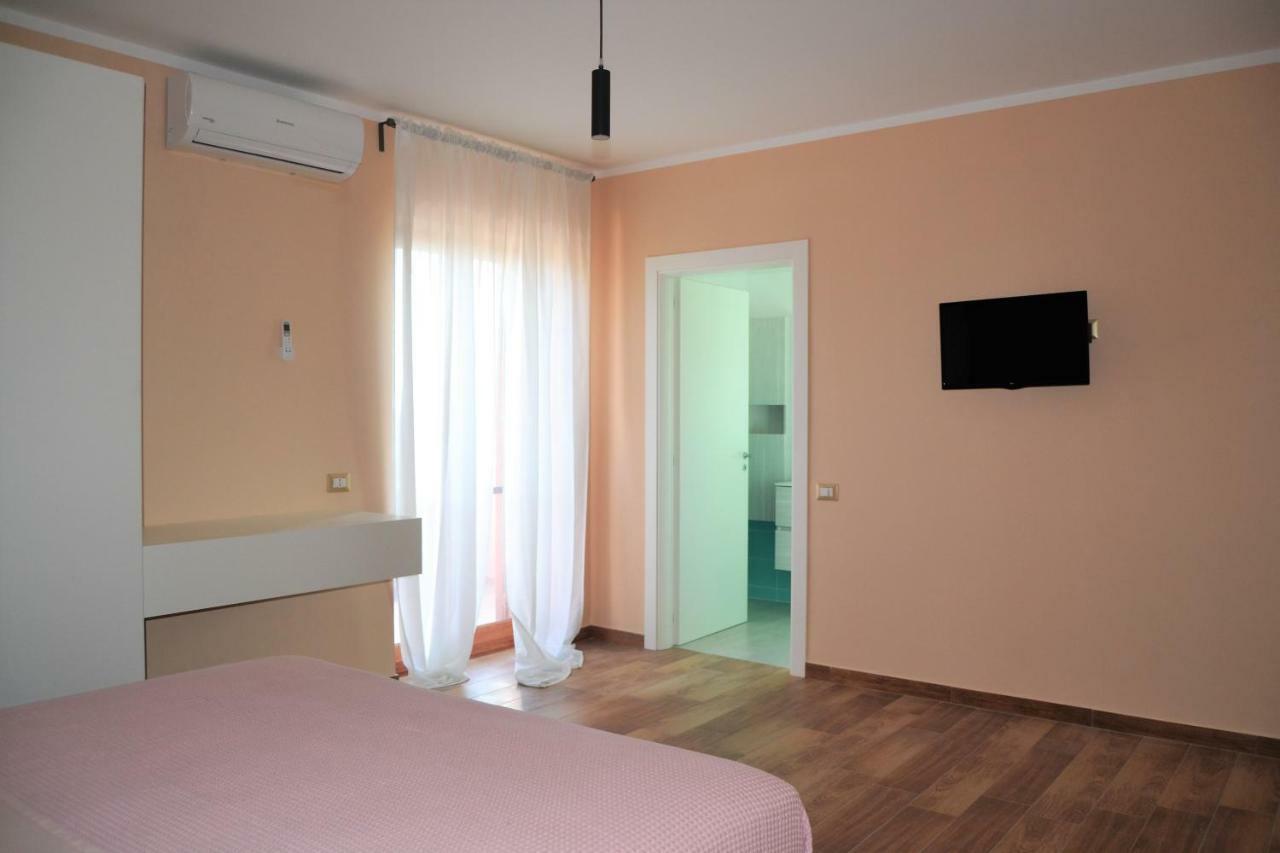 Puteoli House Otel Pozzuoli Dış mekan fotoğraf